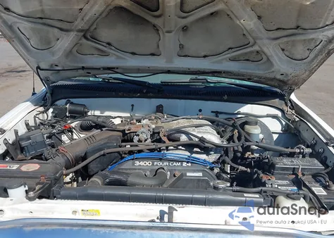 2002 Toyota Tacoma Base V6 z USA, uszkodzony, nr VIN 5TEWN72N62Z896627